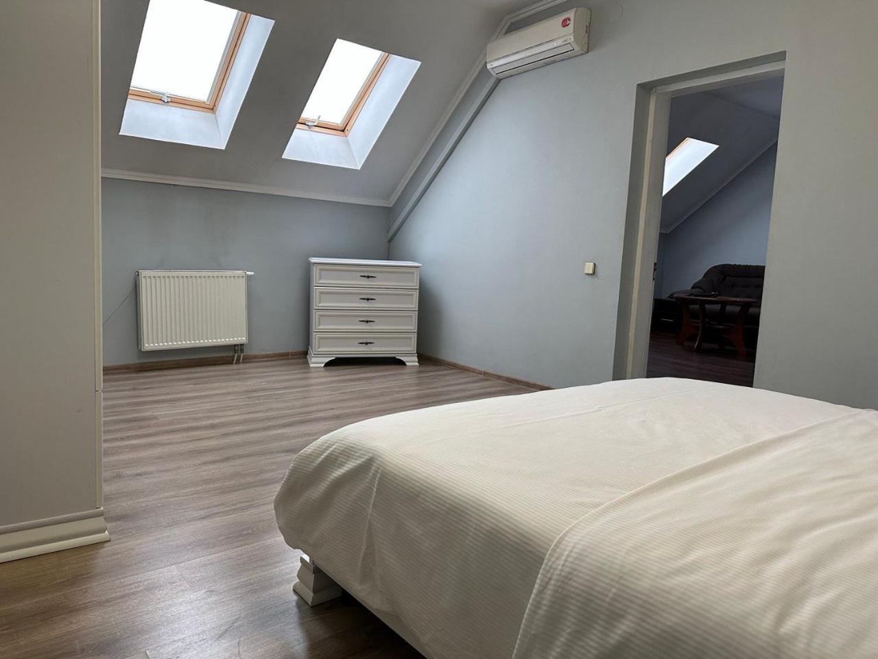 Hotel Львівський Zimmer foto